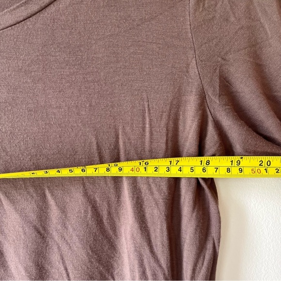 Cyrus Mauve Brown V-Neck Long Sleeve Top Medium | Soft Stretch Rayon Spandex - Picture 8 of 11